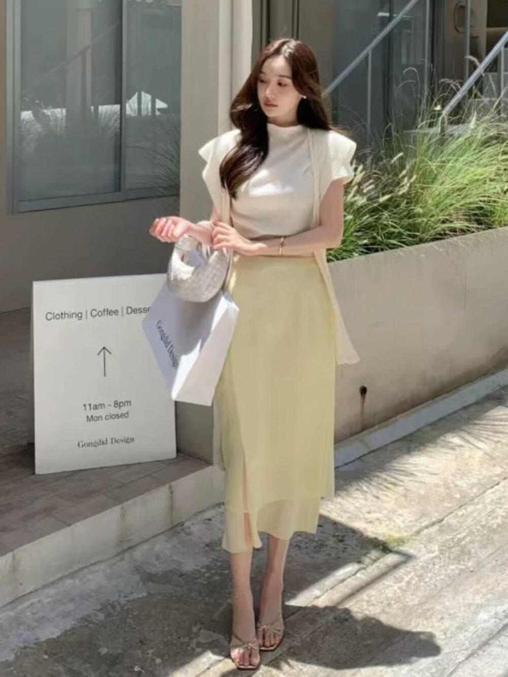 Butter Yellow Chiffon Midi Skirt | XS - Picture 2 of 6